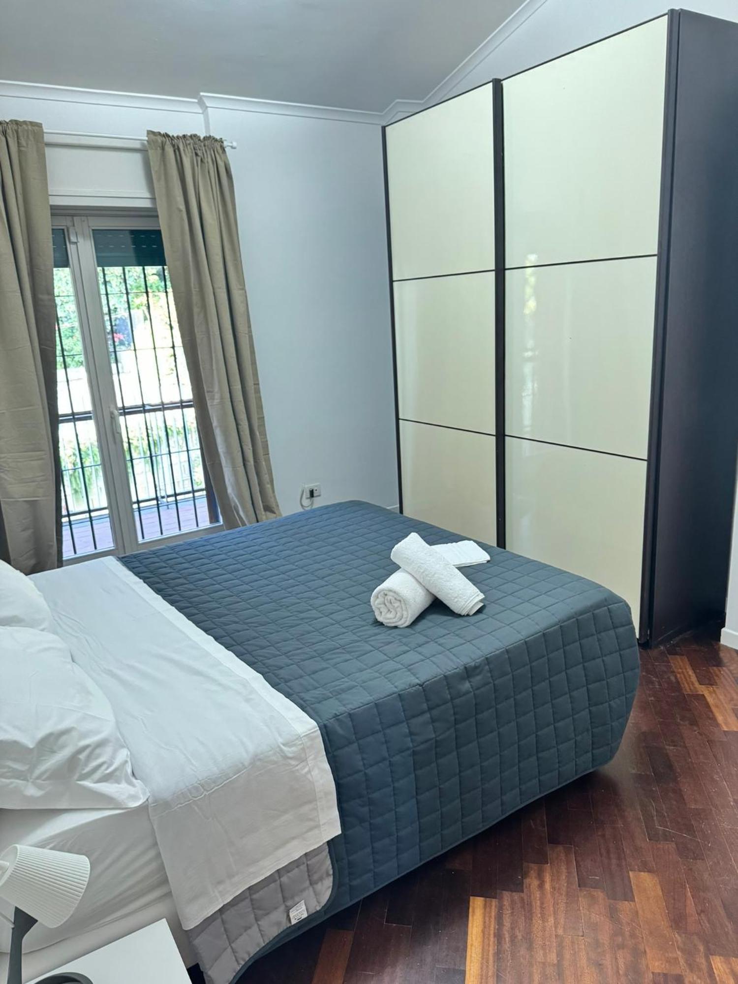 Hotel Dolcevita Eur 2 Luxury Roma Esterno foto
